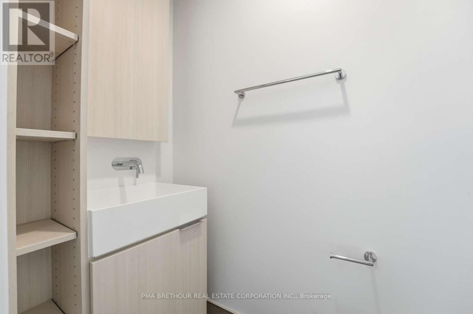 2105 - 370 Martha Street, Burlington, Ontario  L7R 0G9 - Photo 16 - W13552070