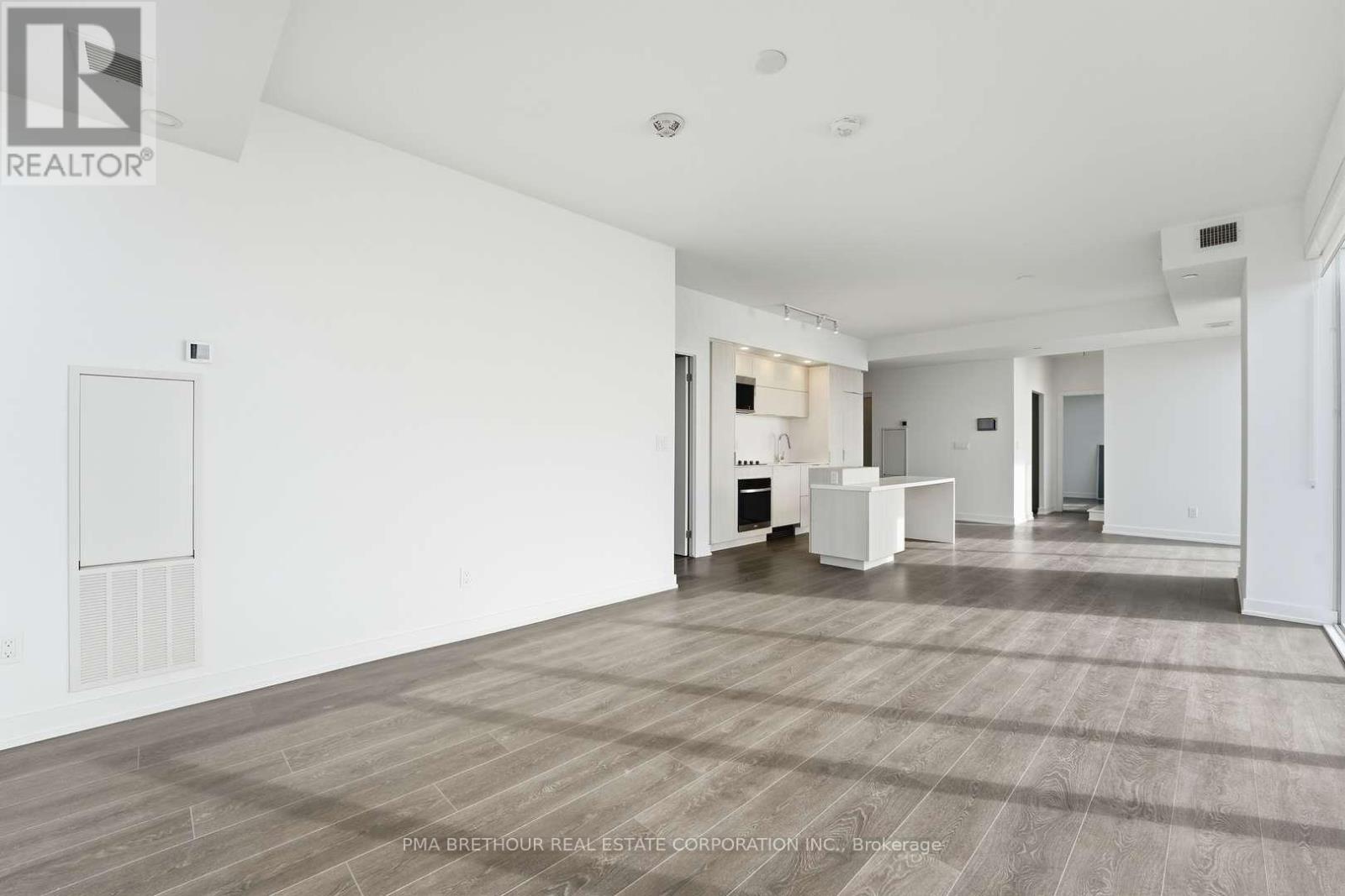 2105 - 370 Martha Street, Burlington, Ontario  L7R 0G9 - Photo 7 - W13552070