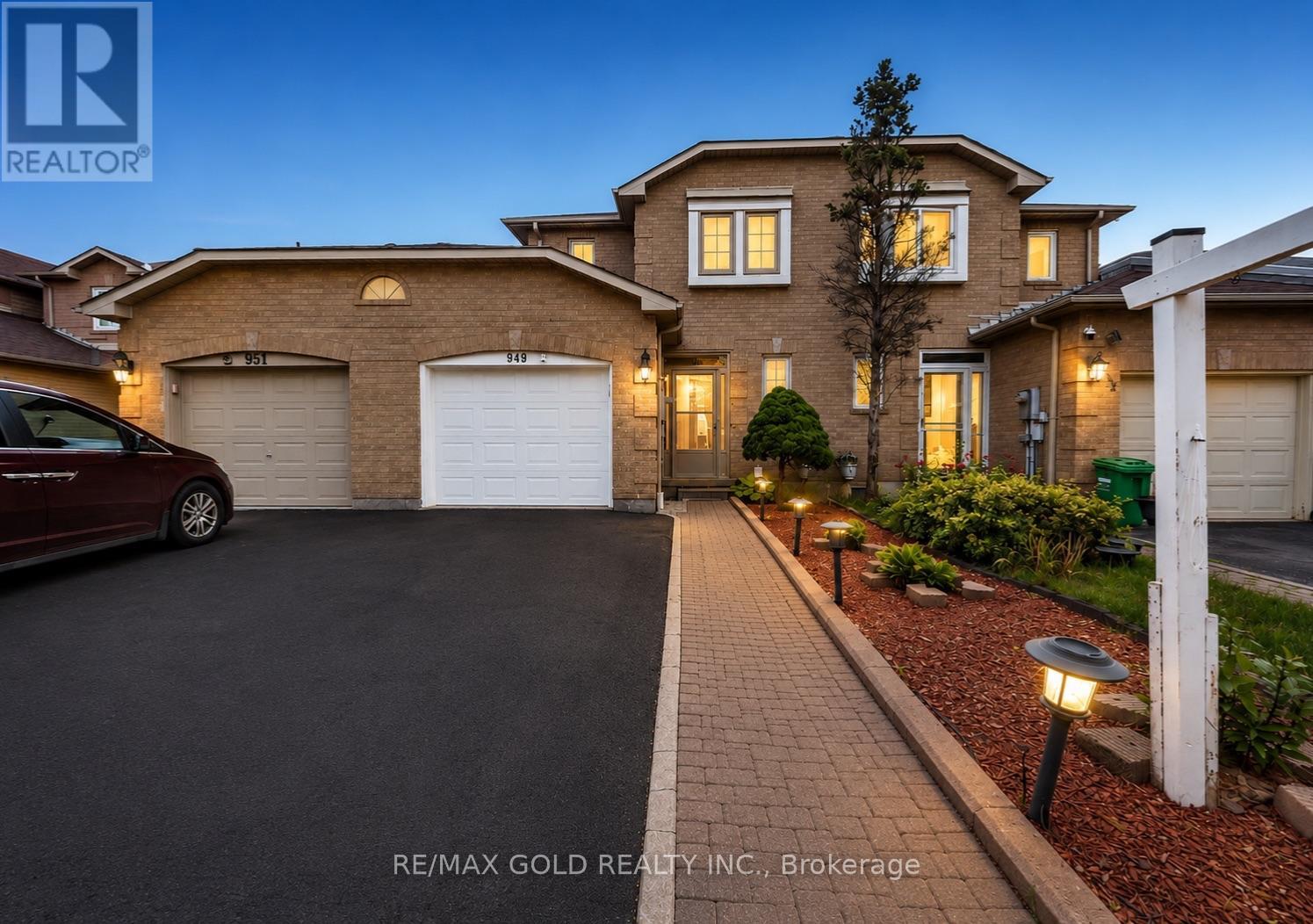 949 BLIZZARD ROAD, Mississauga (East Credit)