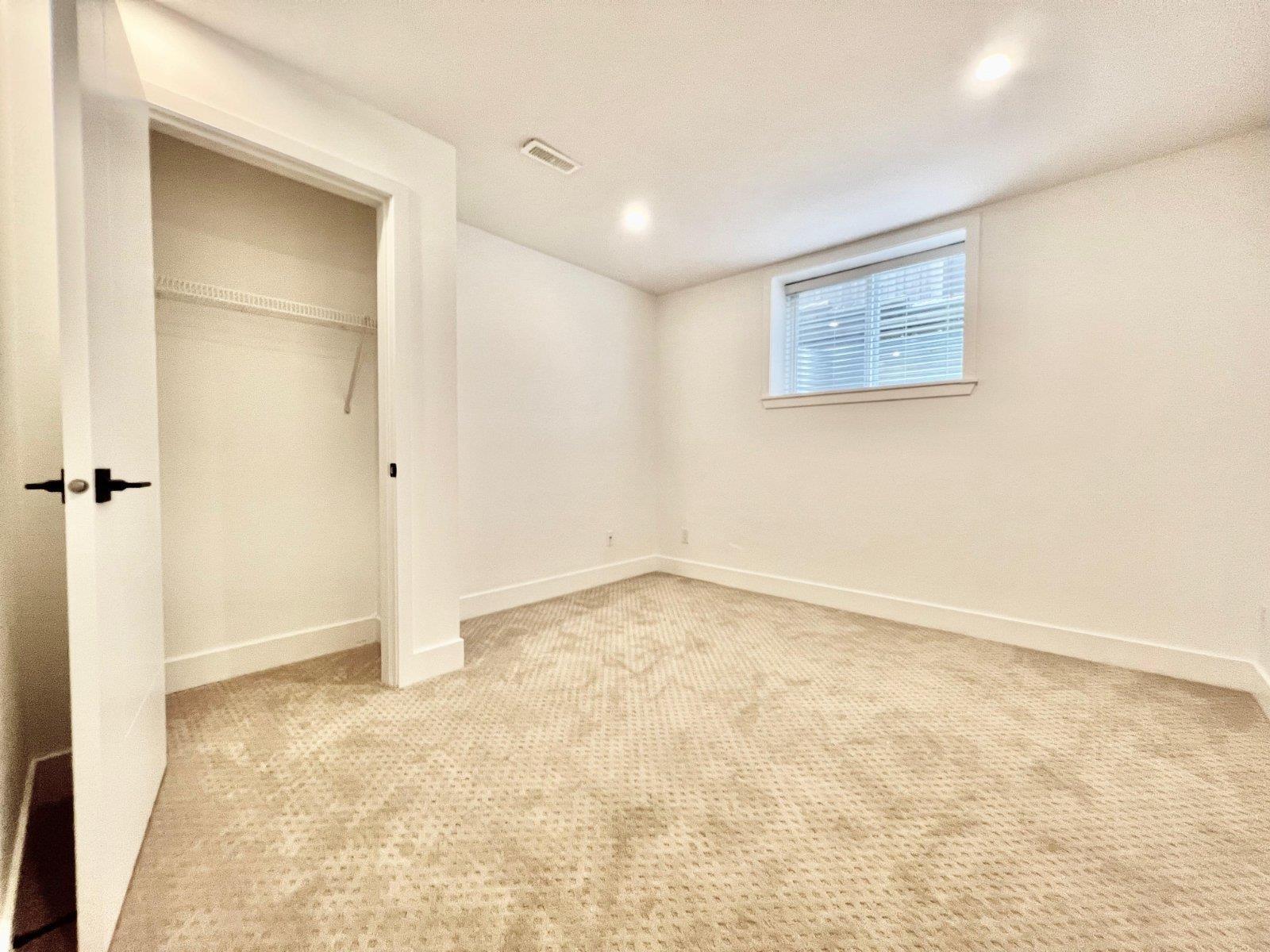 Unknown Address, ,    - Photo 6 - R3145265