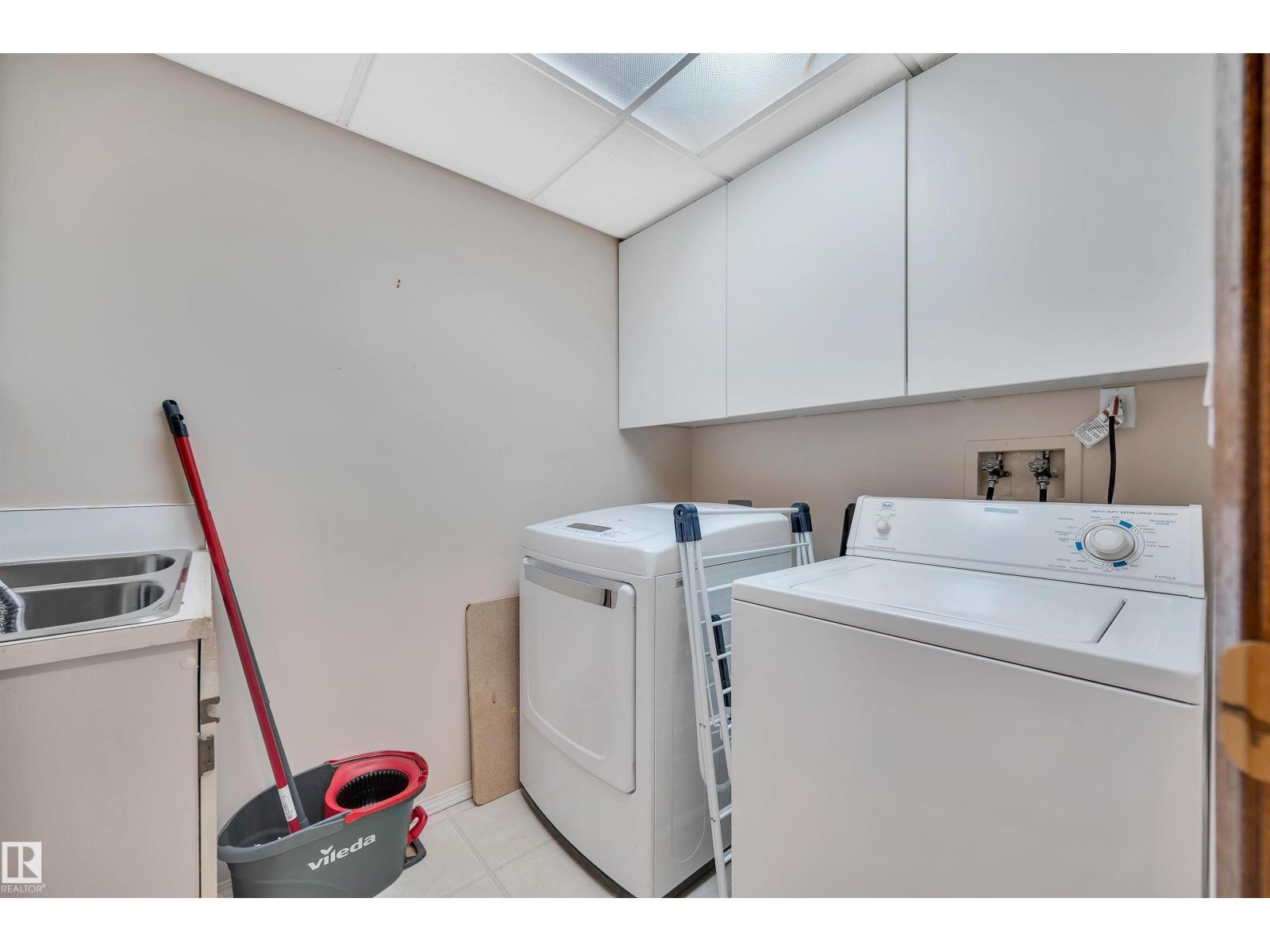 10678 Beaumaris Rd NW, Edmonton, Alberta  T5X 3N4 - Photo 33 - E4498338