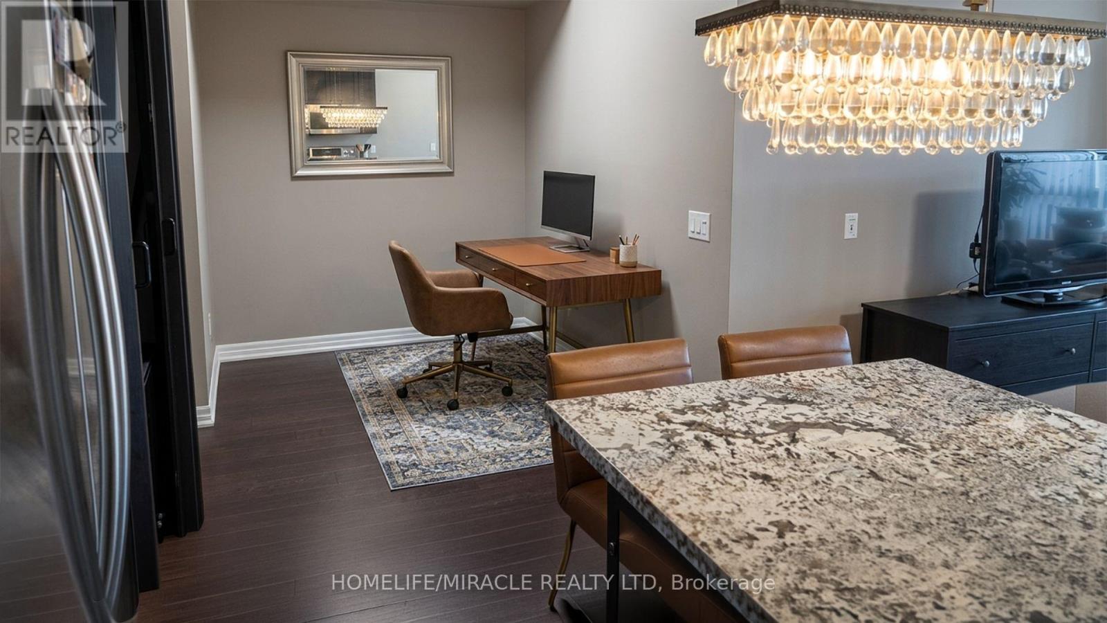 425 - 1940 Ironstone Drive, Burlington, Ontario  L7L 0E4 - Photo 5 - W13552090