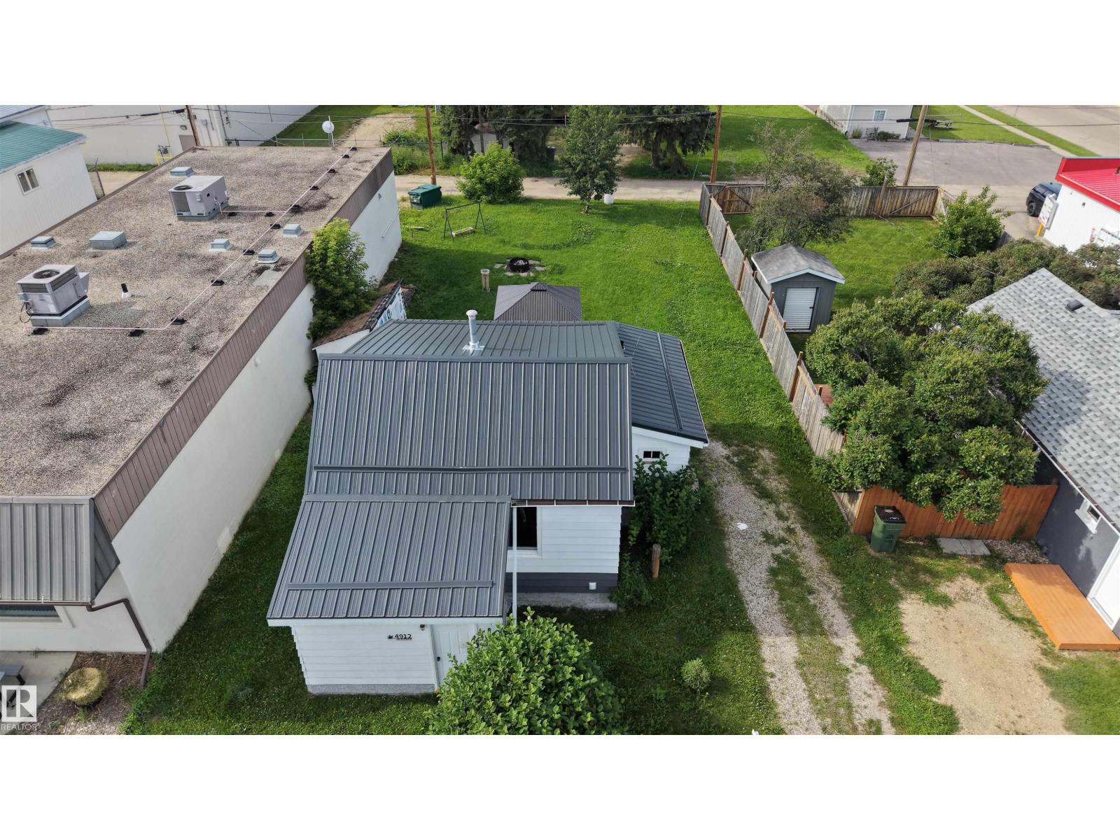 4912 49 Av, Onoway, Alberta  T0E 1V0 - Photo 4 - E4498343