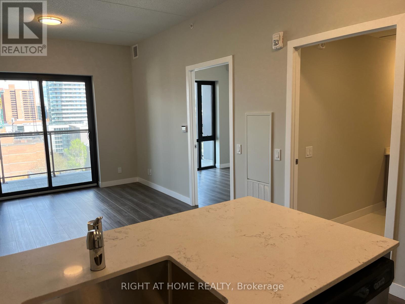 1713 - 15 Queen Street S, Hamilton, Ontario L8P 3R4 - Photo 23 - X13552136