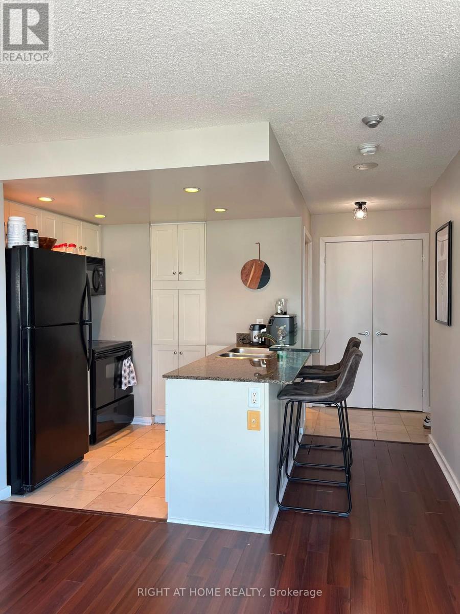 1913 - 8 York Street, Toronto, Ontario  M5J 2Y2 - Photo 6 - C13551872