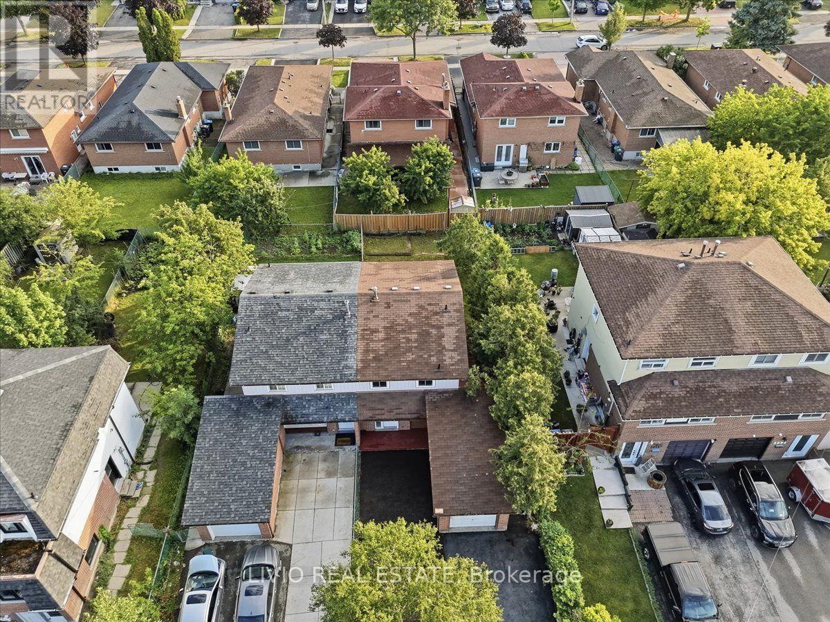 4002 Brandon Gate Drive, Mississauga, Ontario  L4T 3N4 - Photo 40 - W13542664