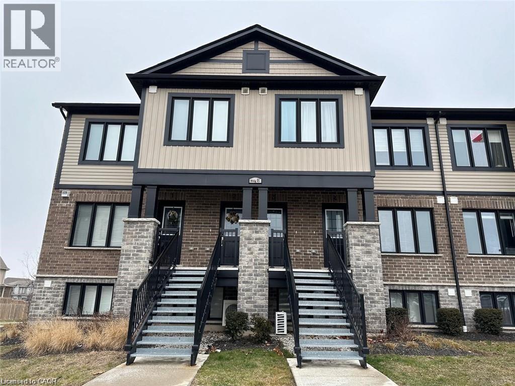 160 ROCHEFORT Street Unit# E4, Kitchener, Ontario