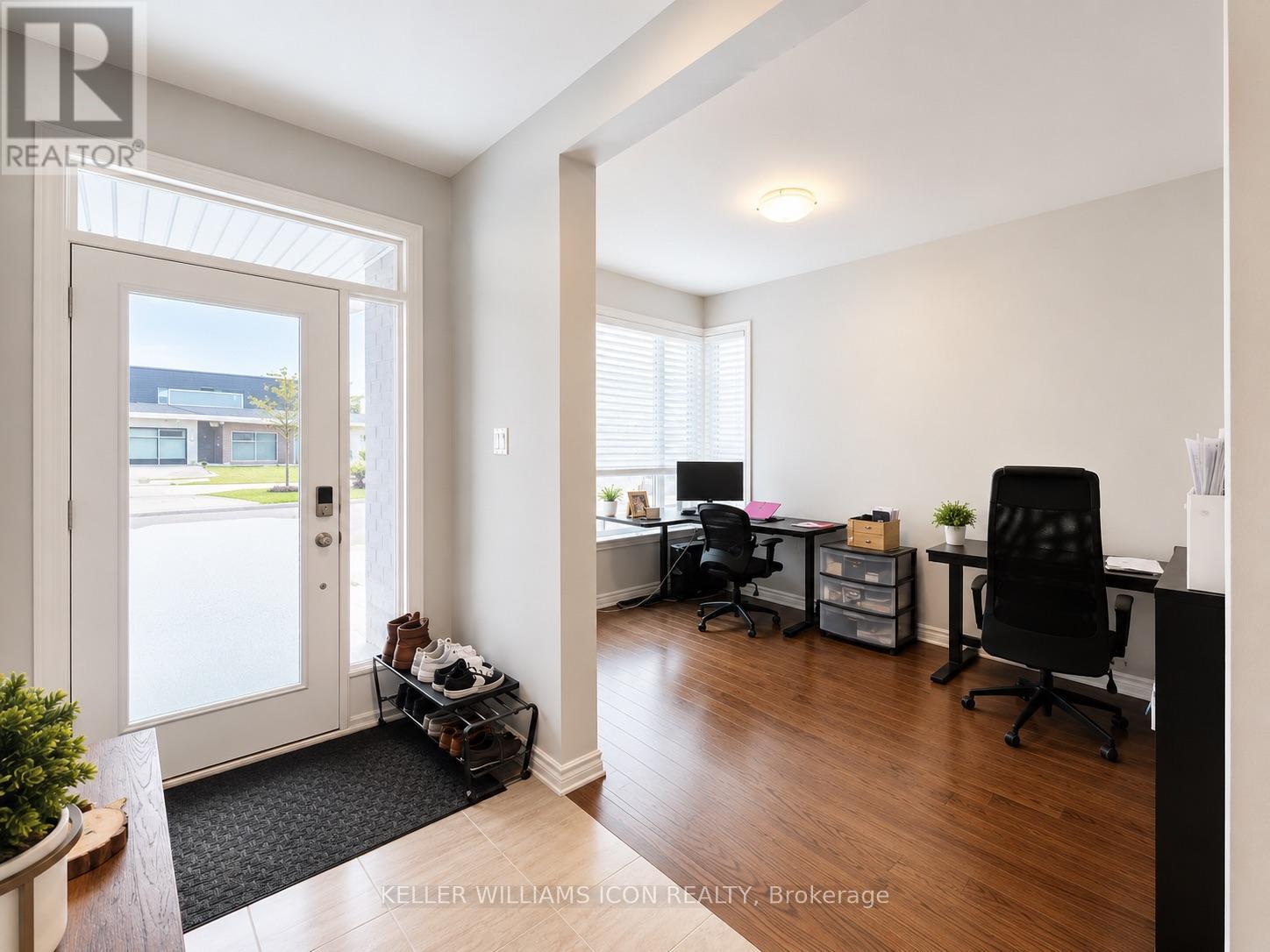916 Ralph Hennessy Avenue, Ottawa, Ontario  K4M 1B2 - Photo 3 - X13552186