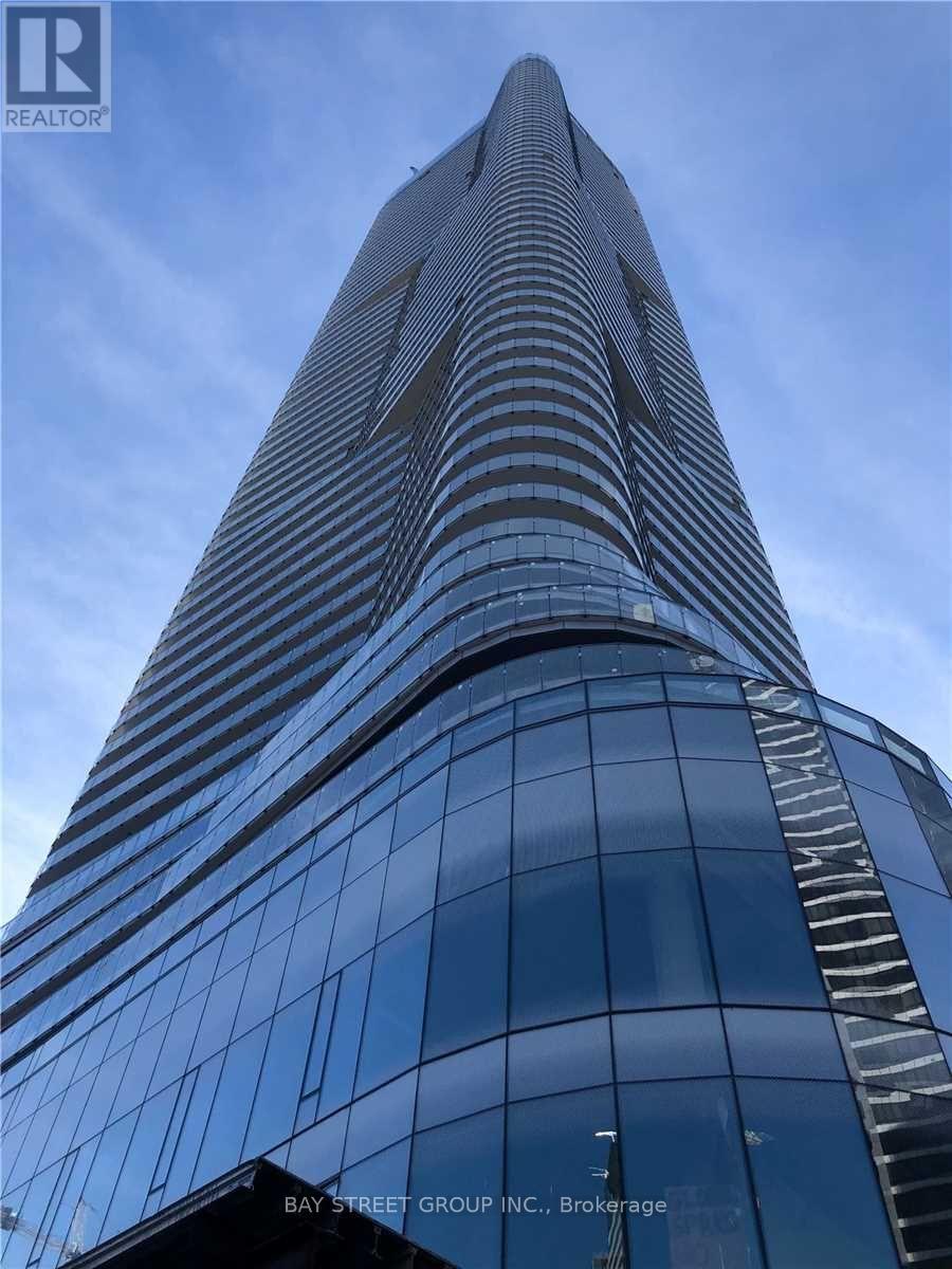 2912 - 11 WELLESLEY STREET W, Toronto, Ontario