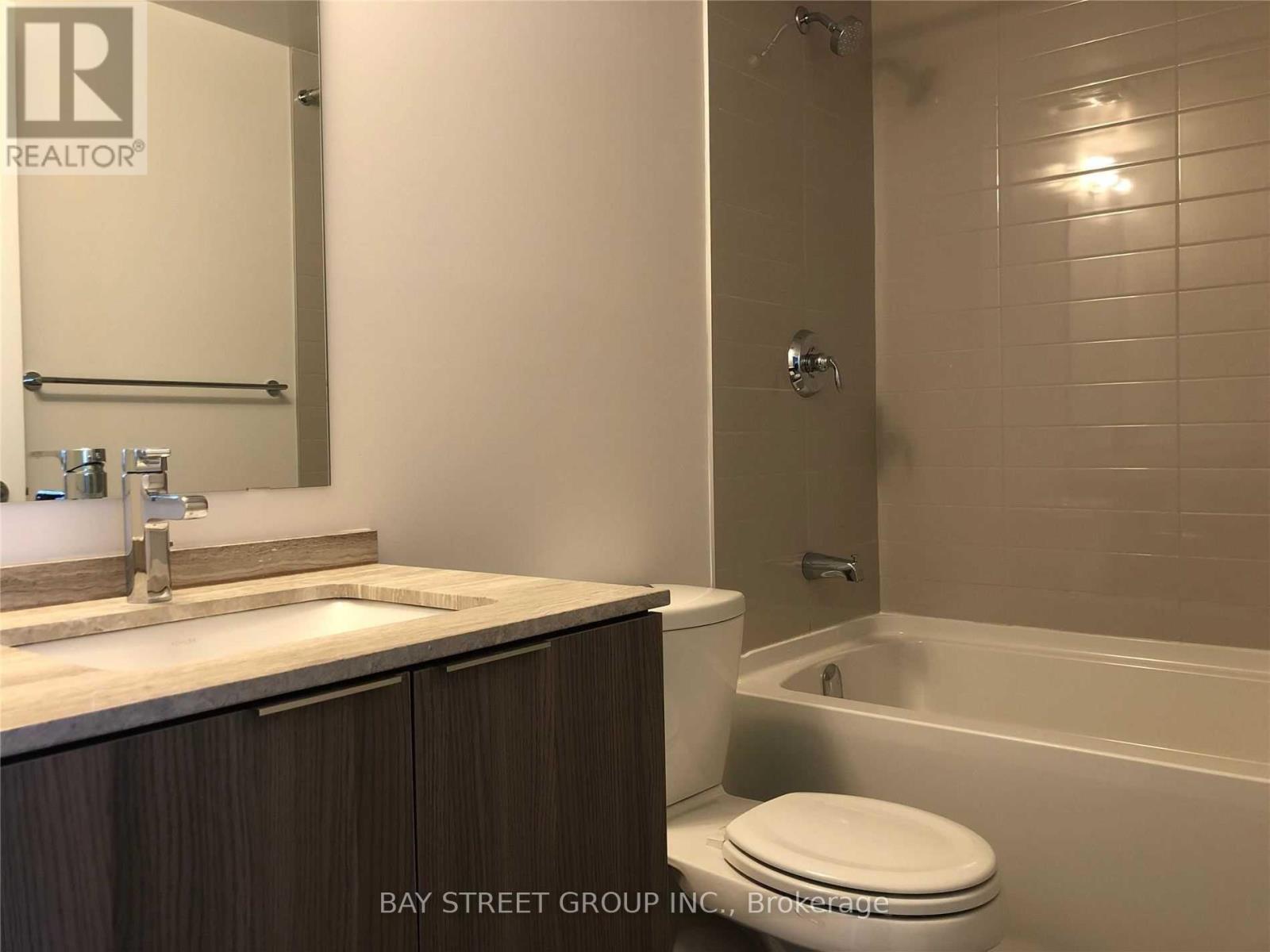 2912 - 11 Wellesley Street W, Toronto, Ontario  M4Y 1E8 - Photo 7 - C13552196