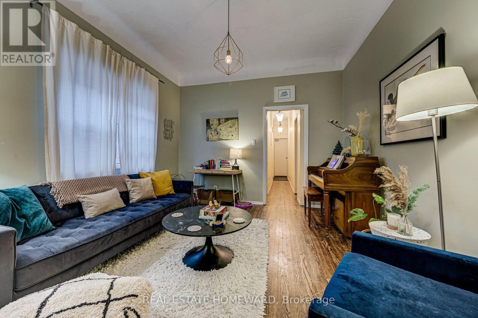 Main Fl - 66 Mackenzie Crescent, Toronto, Ontario  M6J 1T1 - Photo 10 - C13552210