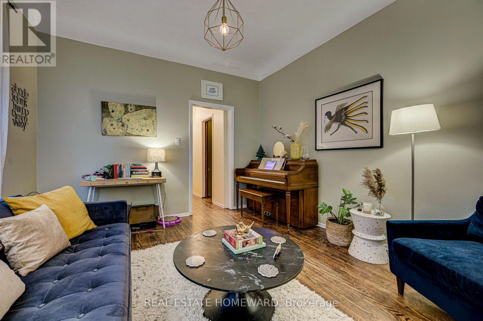 Main Fl - 66 Mackenzie Crescent, Toronto, Ontario  M6J 1T1 - Photo 11 - C13552210