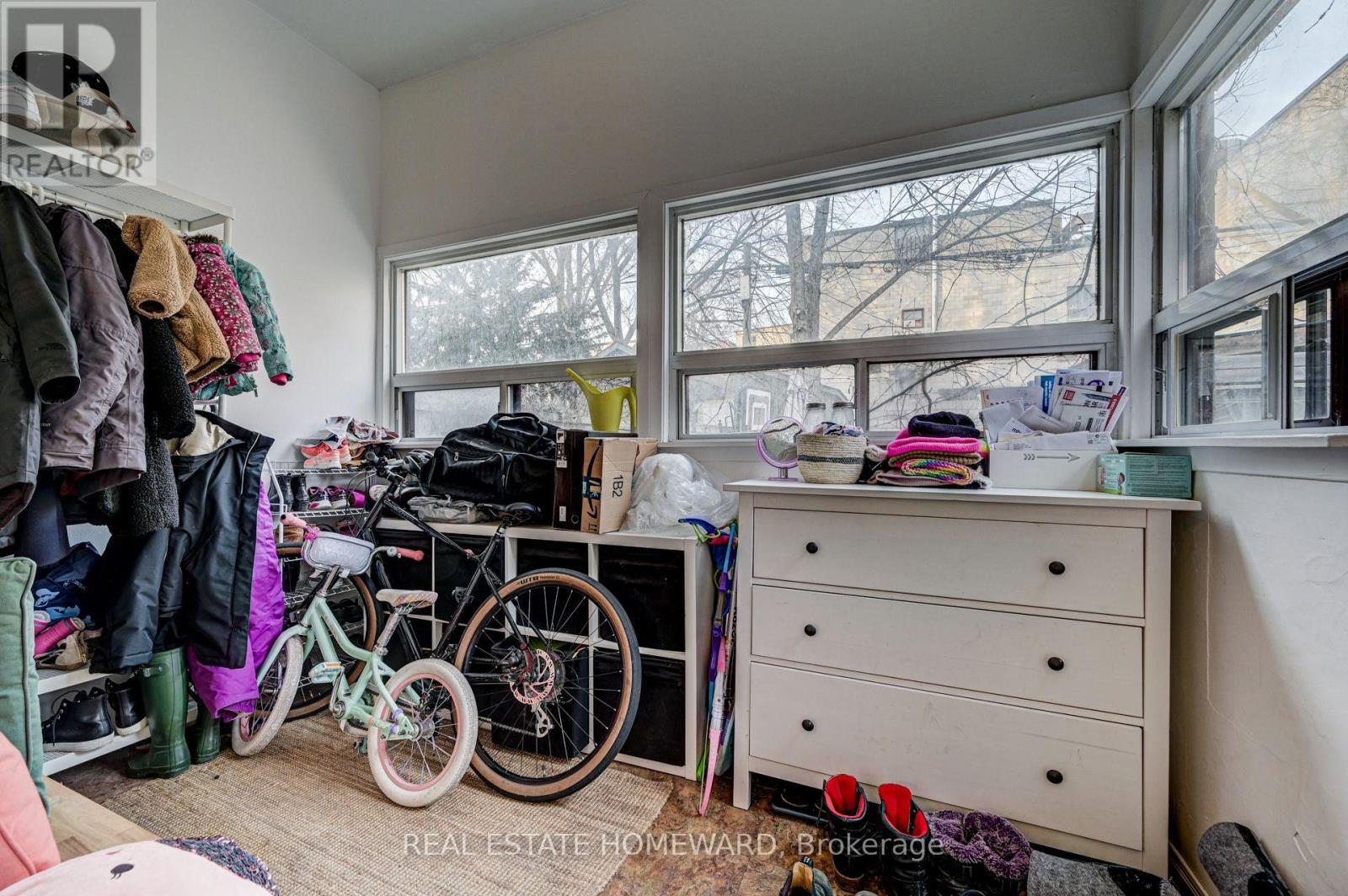 Main Fl - 66 Mackenzie Crescent, Toronto, Ontario  M6J 1T1 - Photo 19 - C13552210