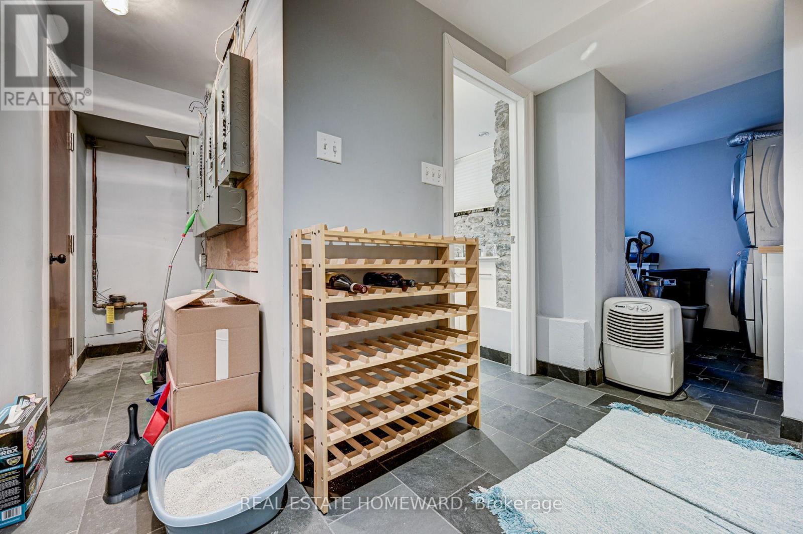 Main Fl - 66 Mackenzie Crescent, Toronto, Ontario  M6J 1T1 - Photo 27 - C13552210
