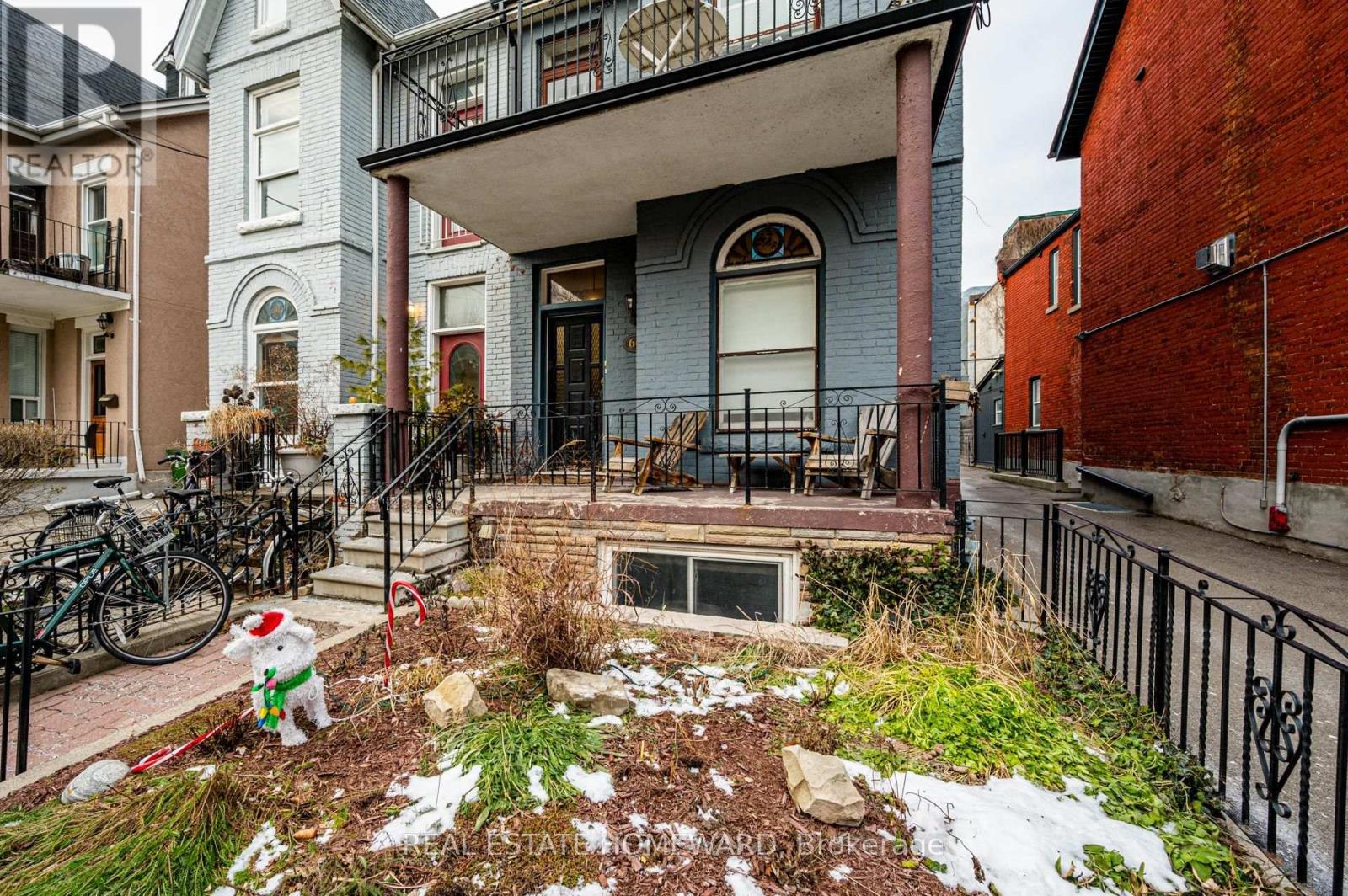 Main Fl - 66 Mackenzie Crescent, Toronto, Ontario  M6J 1T1 - Photo 4 - C13552210
