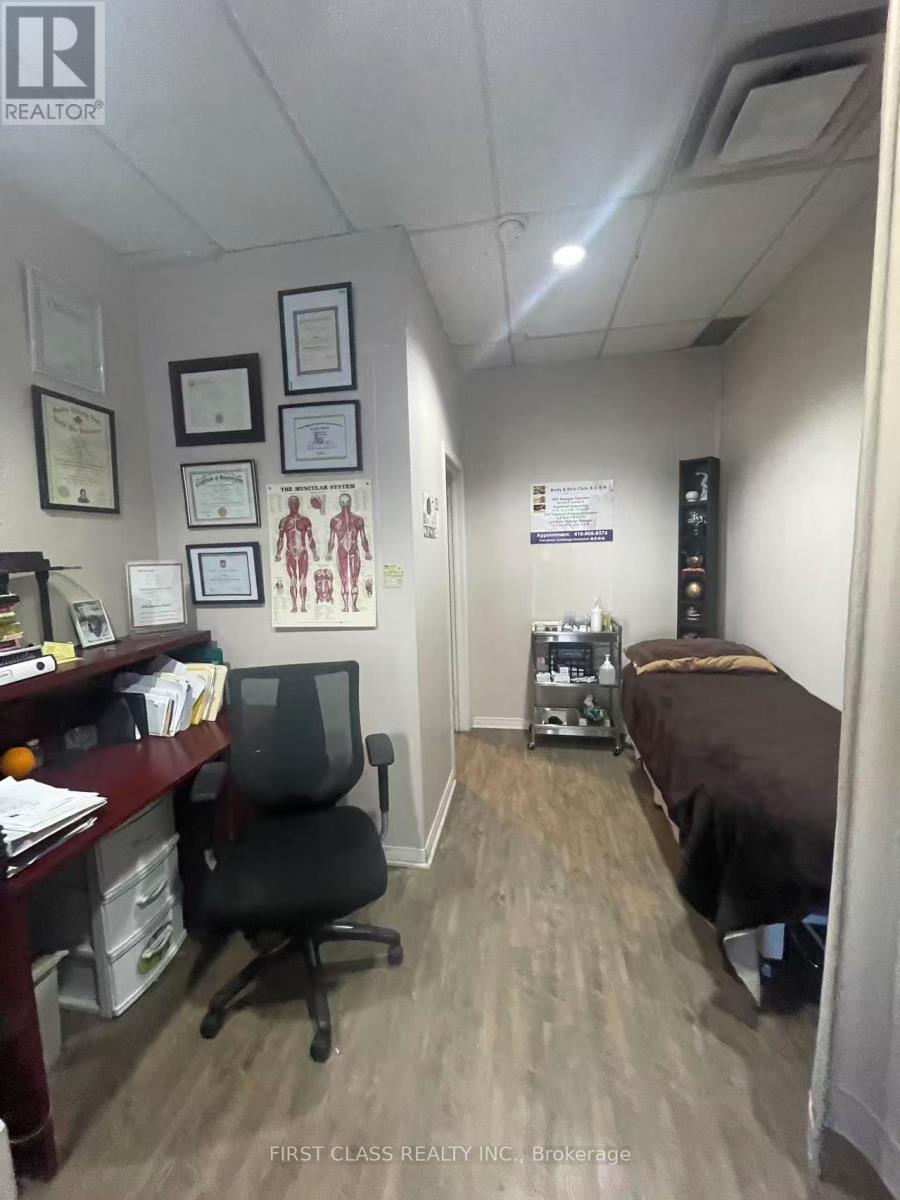 112 Main - 2351 Kennedy Road, Toronto, Ontario M1T 3G9 - Photo 2 - E13552216