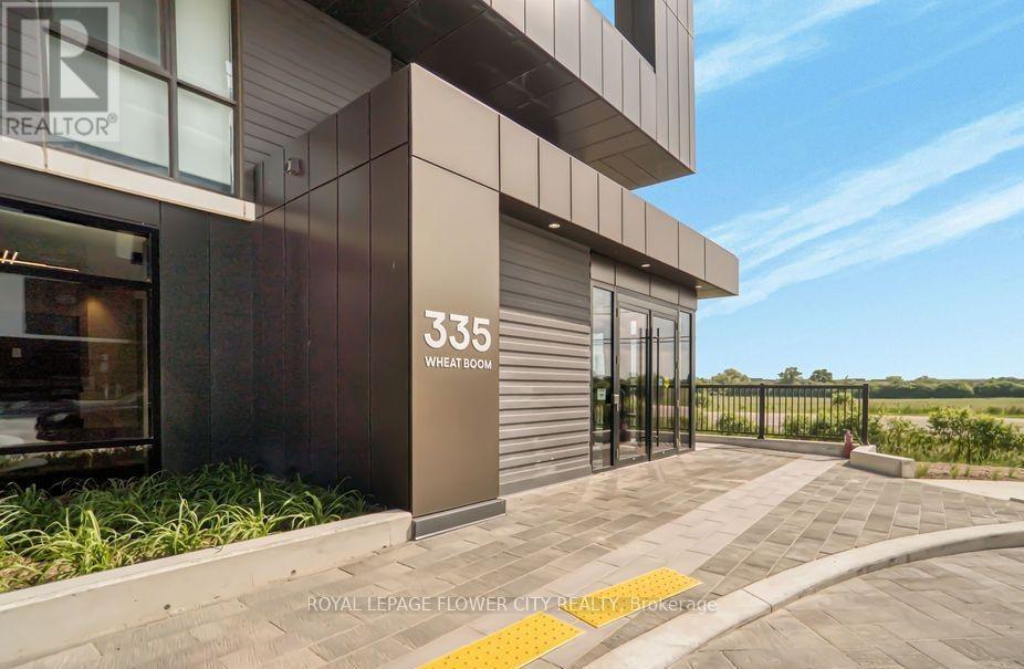 1807 - 335 Wheat Boom Drive, Oakville, Ontario  L6H 7Y1 - Photo 3 - W13545740