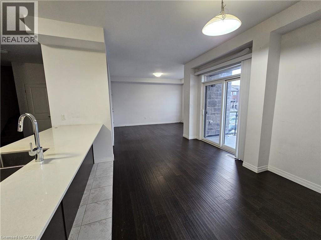 30 Times Square Boulevard Unit# 159, Stoney Creek, Ontario  L8J 0M1 - Photo 10 - 40847230