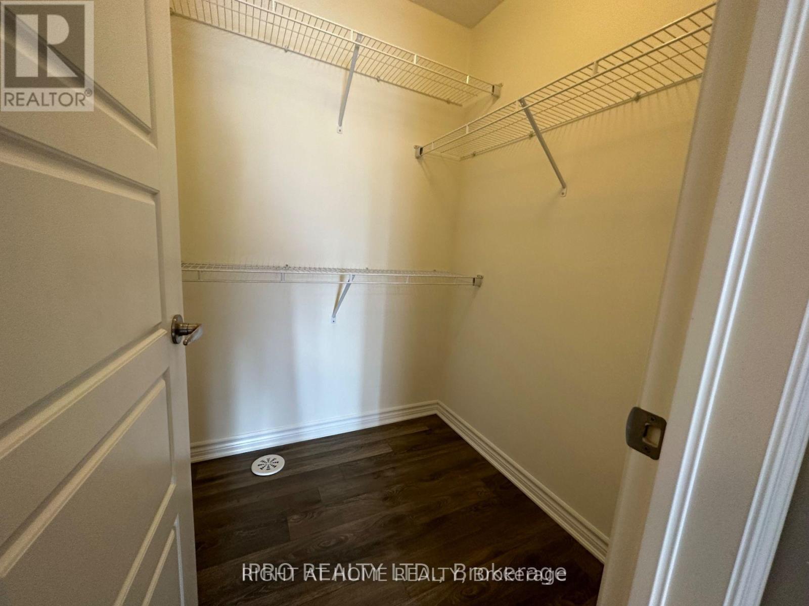 301 Murlock Heights, Milton, Ontario  L9E 1C3 - Photo 18 - W13552188