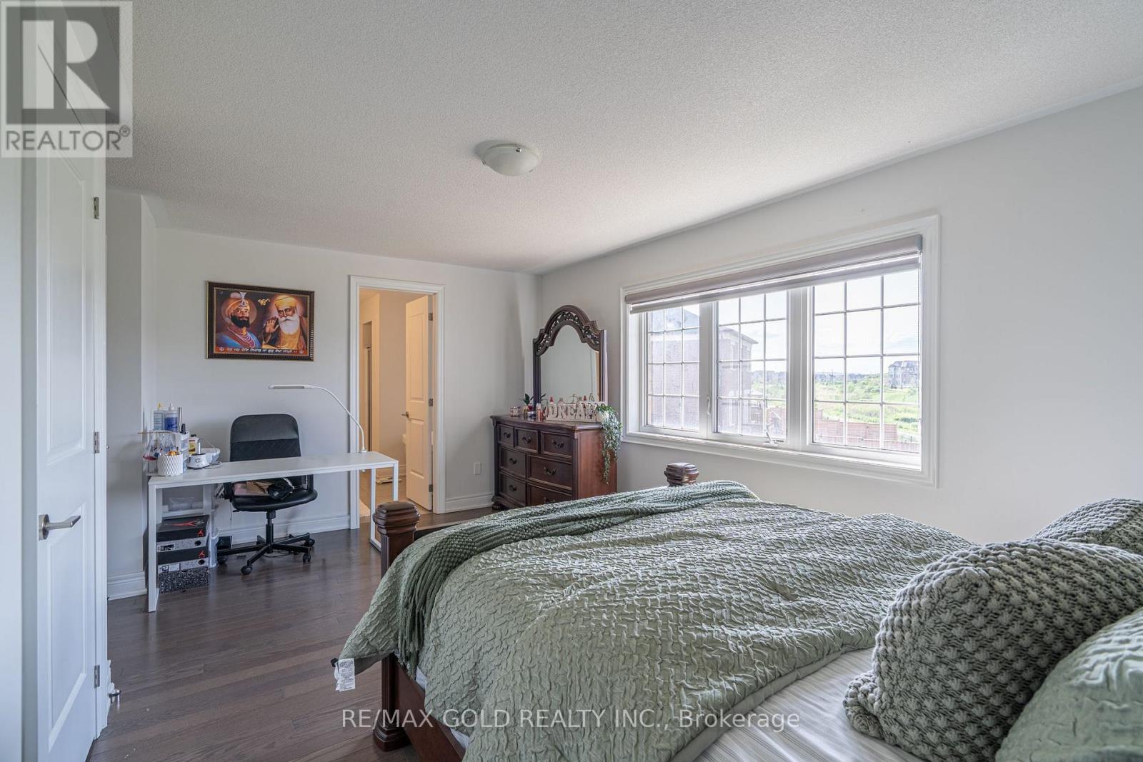 66 Puffin Crescent, Brampton, Ontario  L6R 4C3 - Photo 19 - W13552208