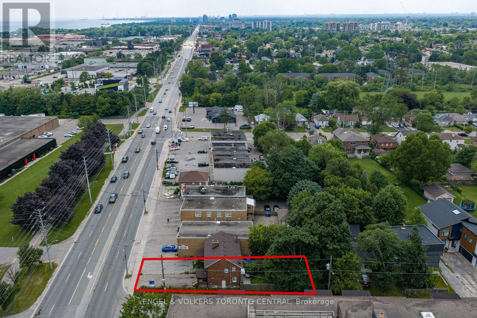 1199 & 1201 Lakeshore Road E, Mississauga, Ontario  L5E 1G1 - Photo 9 - W13552220