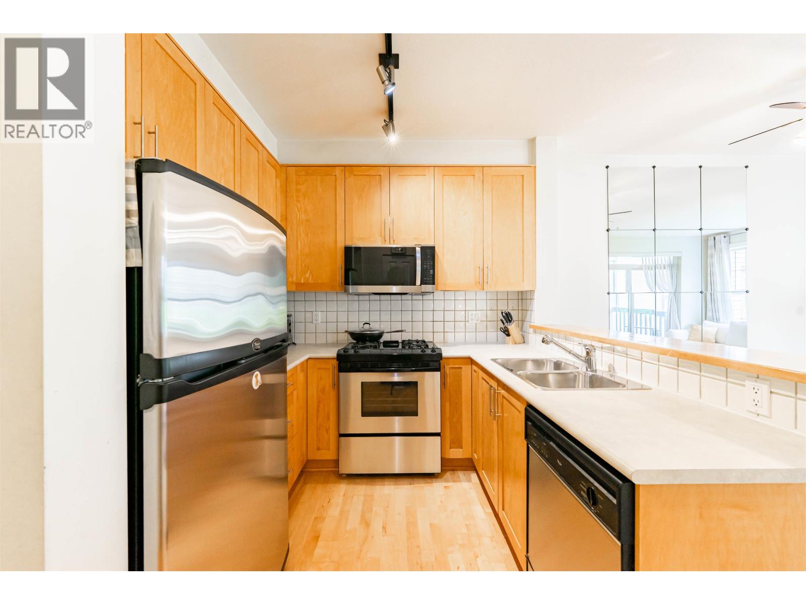 2303 4625 Valley Drive, Vancouver, British Columbia V6J 5L7 - Photo 11 - R3144997