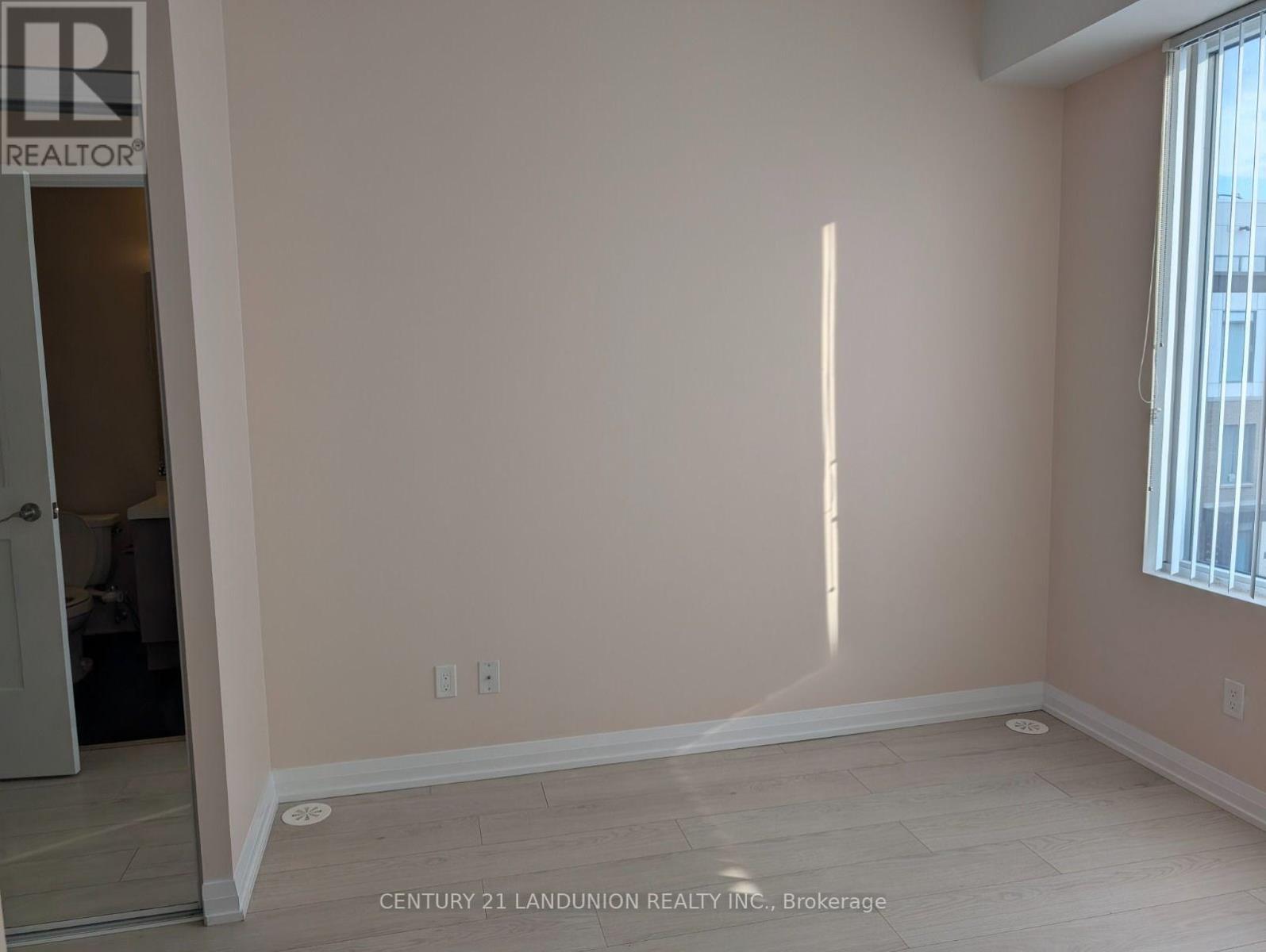 38 - 1050 Portage Parkway, Vaughan (Concord), Ontario  L4K 0K3 - Photo 5 - N13552232