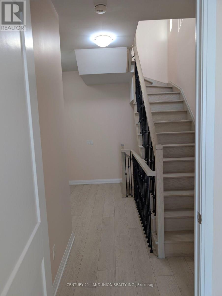 38 - 1050 Portage Parkway, Vaughan (Concord), Ontario  L4K 0K3 - Photo 6 - N13552232
