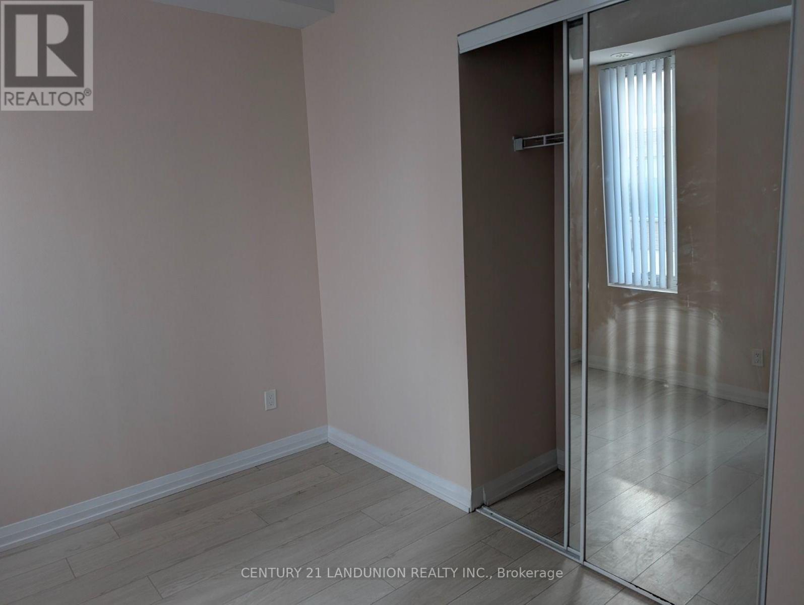 38 - 1050 Portage Parkway, Vaughan (Concord), Ontario  L4K 0K3 - Photo 8 - N13552232