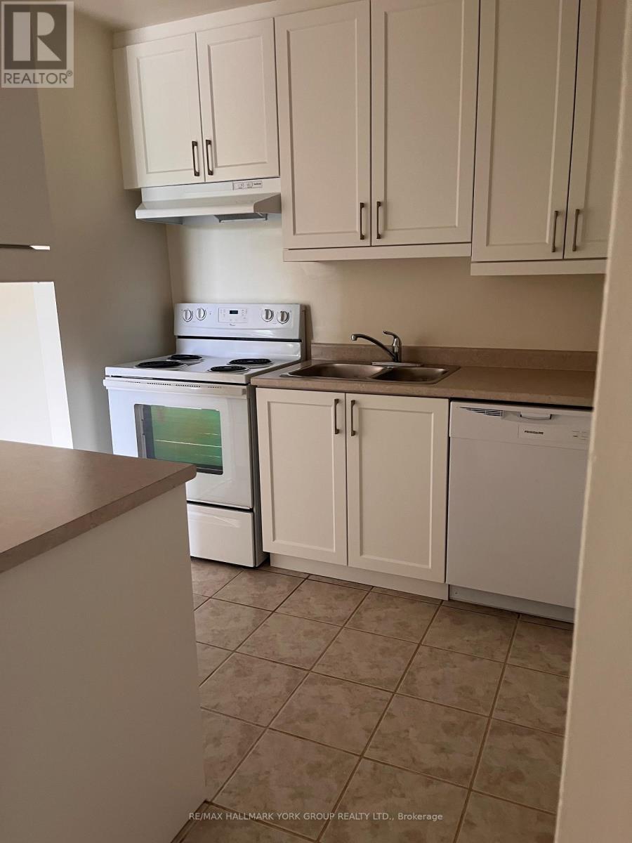 O12 - 131 Edgehill Drive, Barrie, Ontario  L4N 1L9 - Photo 14 - S13546924
