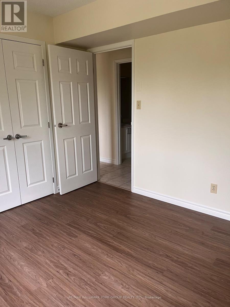 O12 - 131 Edgehill Drive, Barrie, Ontario  L4N 1L9 - Photo 5 - S13546924