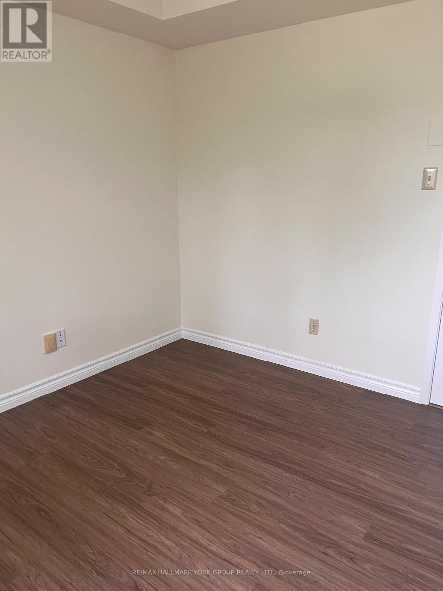 O12 - 131 Edgehill Drive, Barrie, Ontario  L4N 1L9 - Photo 6 - S13546924