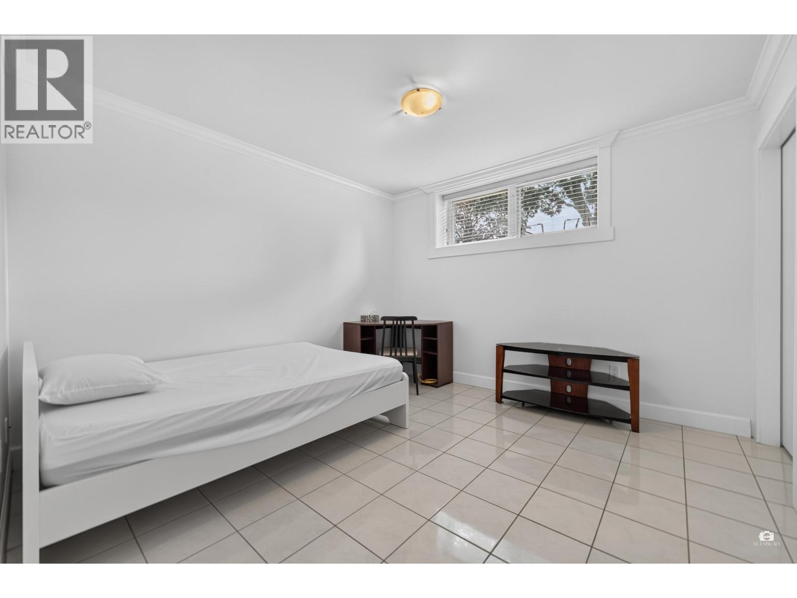 3873 Pine Street, Burnaby, British Columbia  V5G 1Z3 - Photo 30 - R3145102