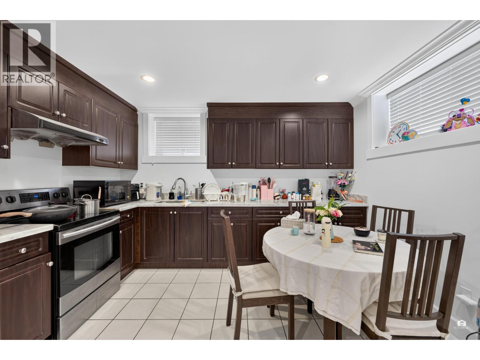 3873 Pine Street, Burnaby, British Columbia  V5G 1Z3 - Photo 33 - R3145102