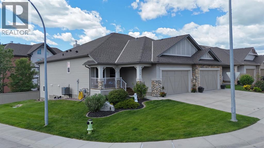 230 Sunset Square, Cochrane, Alberta  T4C 0H3 - Photo 1 - A2327581