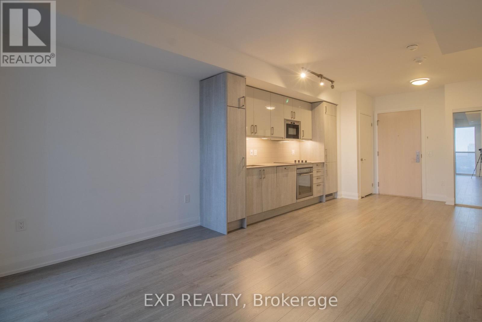 2210 - 77 Mutual Street, Toronto, Ontario  M5B 2A9 - Photo 17 - C13552254