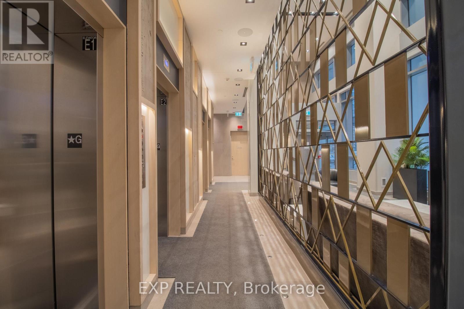2210 - 77 Mutual Street, Toronto, Ontario  M5B 2A9 - Photo 3 - C13552254