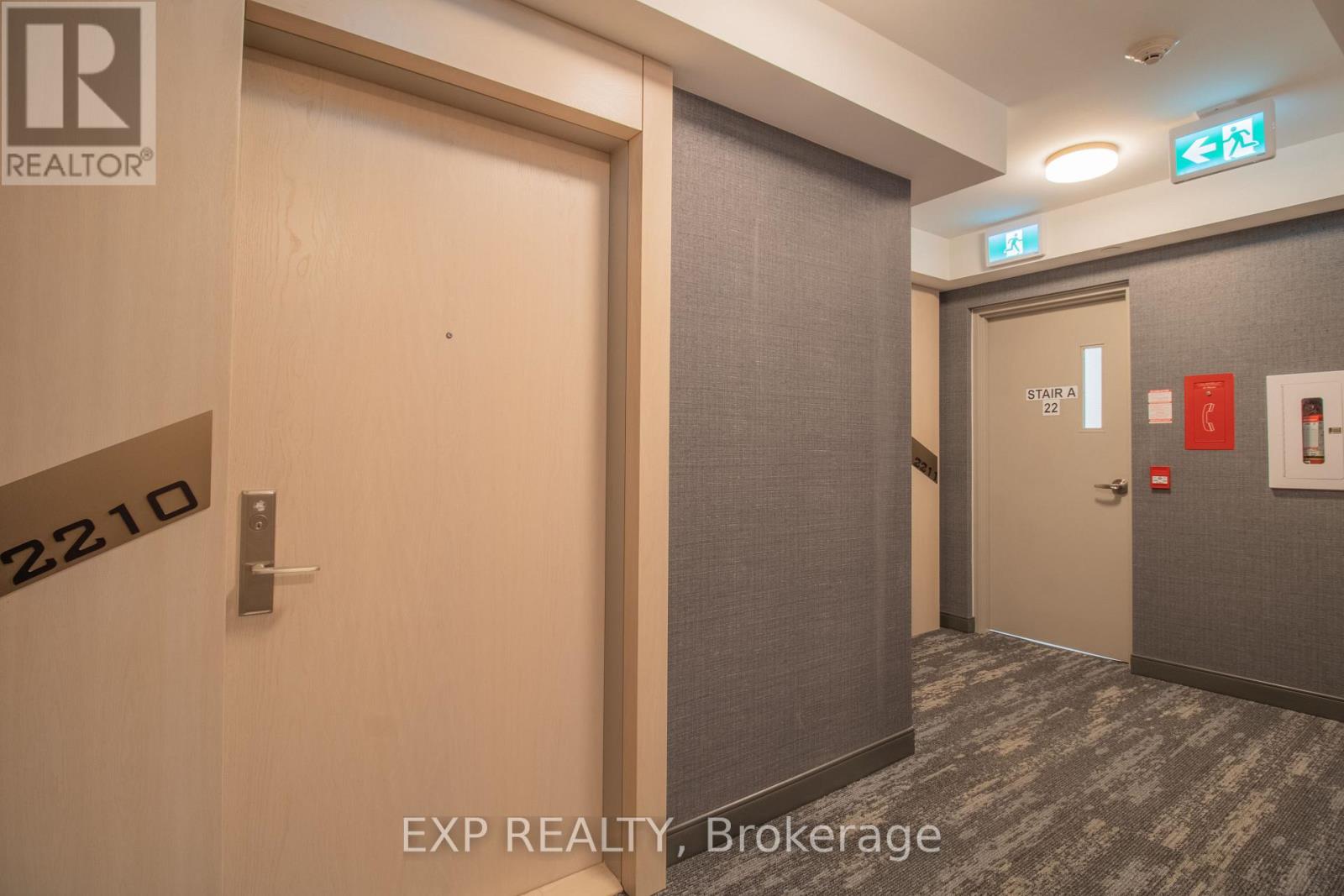 2210 - 77 Mutual Street, Toronto, Ontario  M5B 2A9 - Photo 5 - C13552254