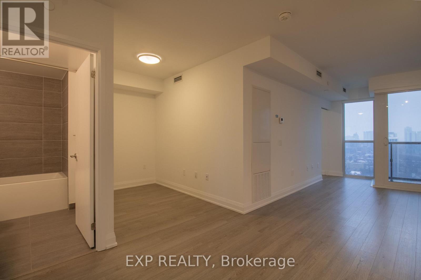 2210 - 77 Mutual Street, Toronto, Ontario  M5B 2A9 - Photo 7 - C13552254