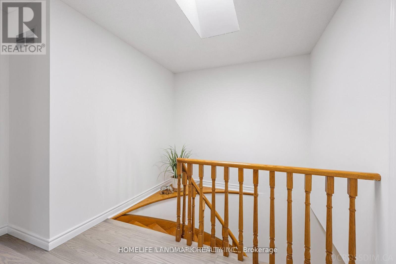 25 Lansbury Drive, Toronto, Ontario  M1V 3J2 - Photo 14 - E13552288
