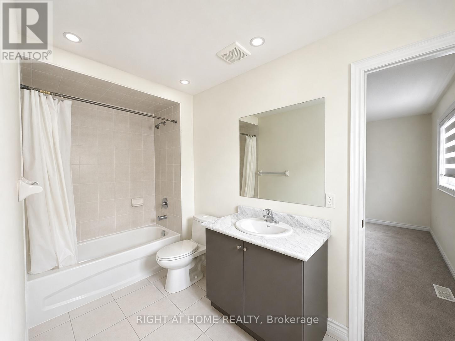 8 Pearl Street, Wasaga Beach, Ontario  L9Z 0G9 - Photo 25 - S13552264