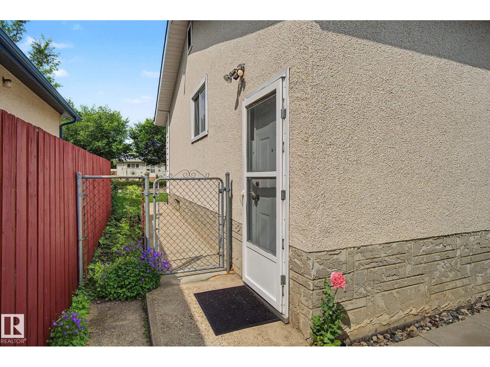 8115 169 St NW, Edmonton, Alberta  T5R 2W4 - Photo 39 - E4498355