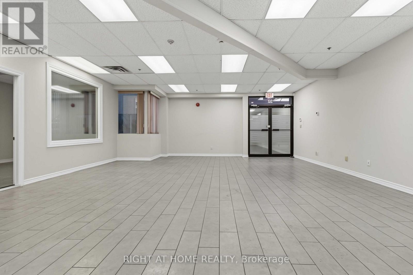 32 - 2800 Skymark Avenue, Mississauga, Ontario  L4W 5A6 - Photo 16 - W13552274