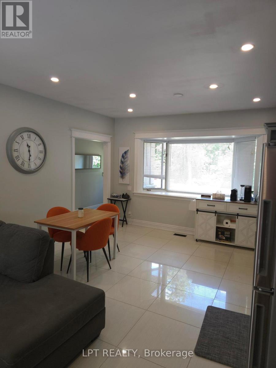 Unit B - 60 Norton Boulevard, Caledon, Ontario  L7E 2C5 - Photo 5 - W13552282