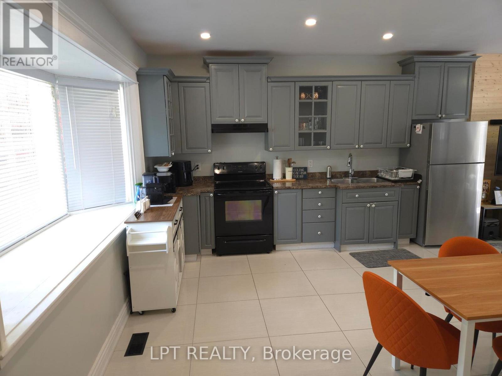 Unit B - 60 Norton Boulevard, Caledon, Ontario  L7E 2C5 - Photo 6 - W13552282