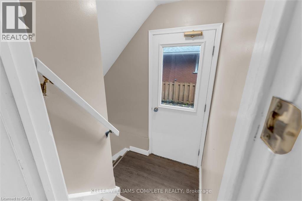 62 Bond Street Unit# 2, Kitchener, Ontario  N2H 4S5 - Photo 12 - 40846898