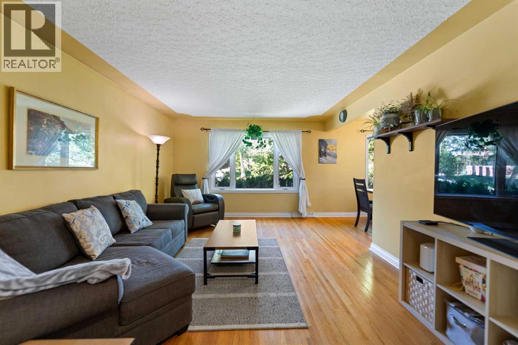 7220 Farrell Road SE, Calgary, Alberta  T2H 0T6 - Photo 9 - A2327619