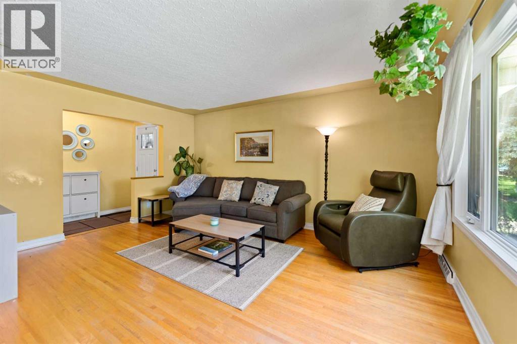 7220 Farrell Road SE, Calgary, Alberta  T2H 0T6 - Photo 11 - A2327619