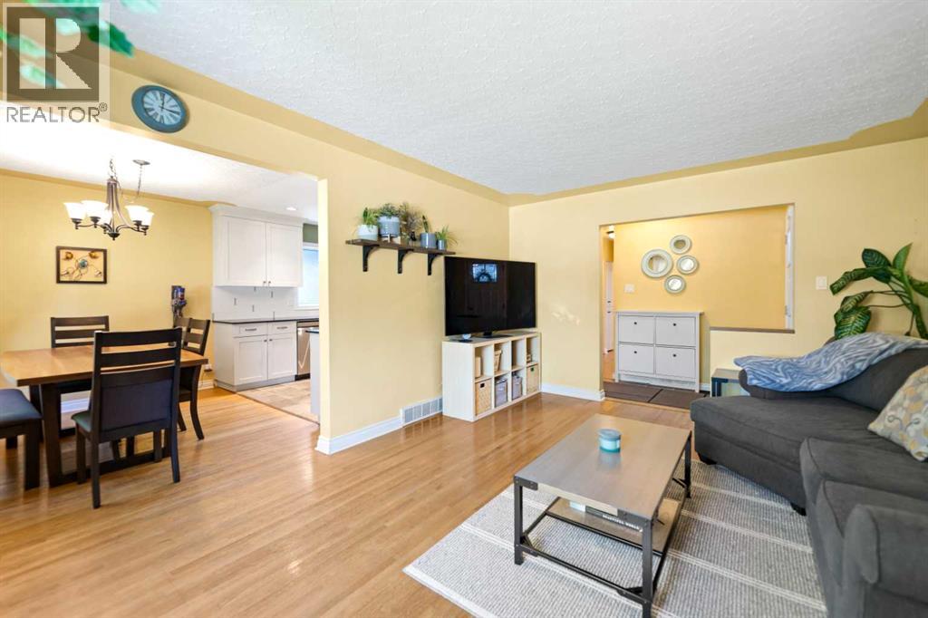 7220 Farrell Road SE, Calgary, Alberta  T2H 0T6 - Photo 12 - A2327619