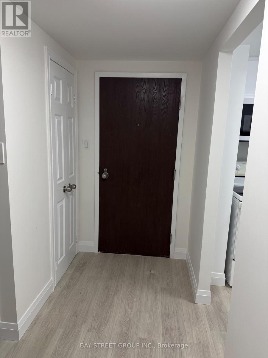 611 - 44 Gerrard Street W, Toronto, Ontario  M5G 2K2 - Photo 3 - C13552310